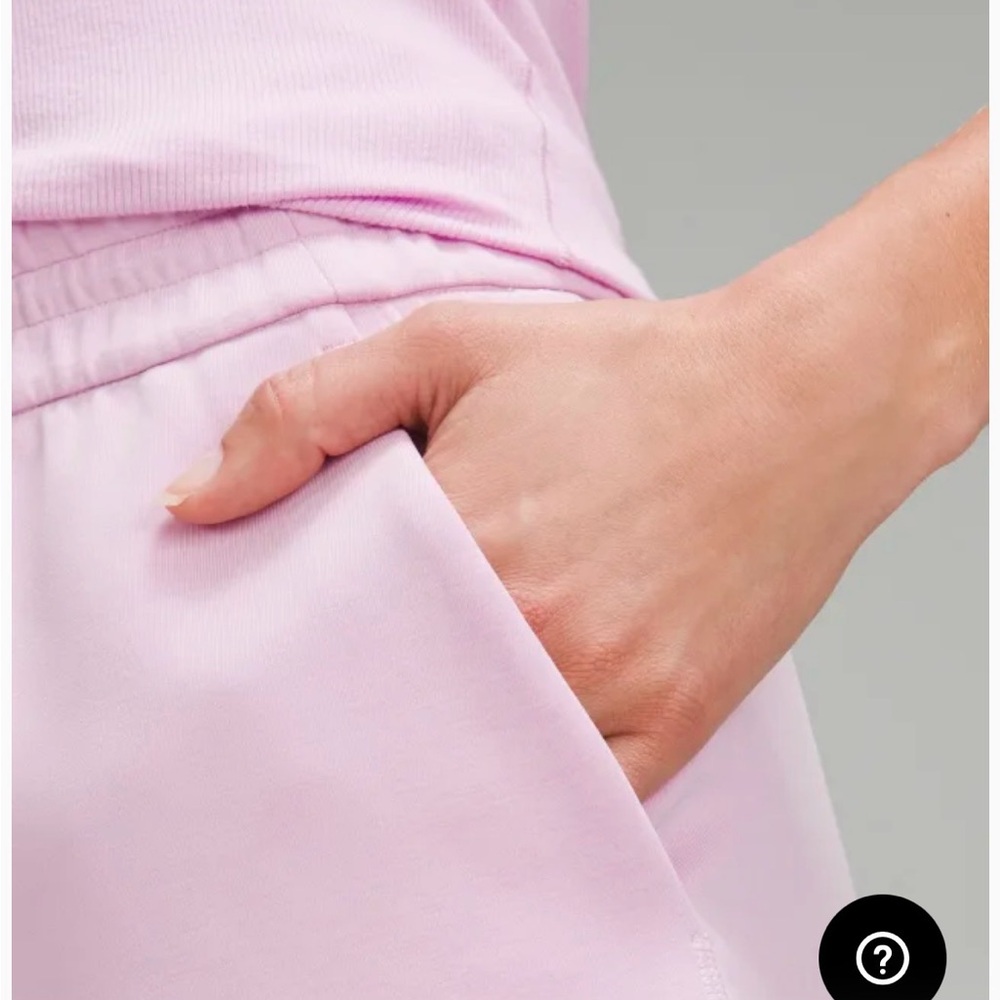 lululemon Softstreme High-Rise Short 4" Vitapink size 8 - Picture 7 of 10